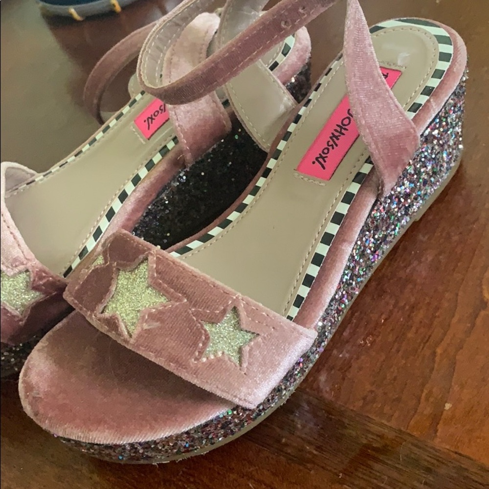 Girls Betsy Johnson Wedges